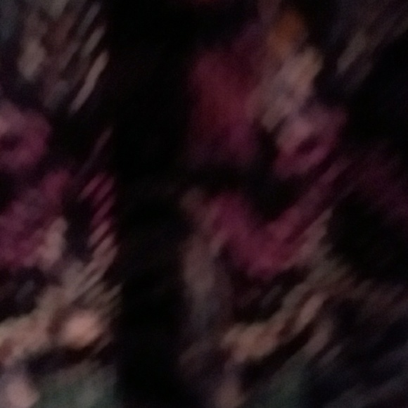 Top - Picture 3 of 3